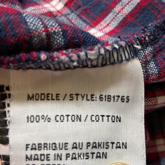 Cute Nevada plaid shirt in size S - Picture 9 of 9